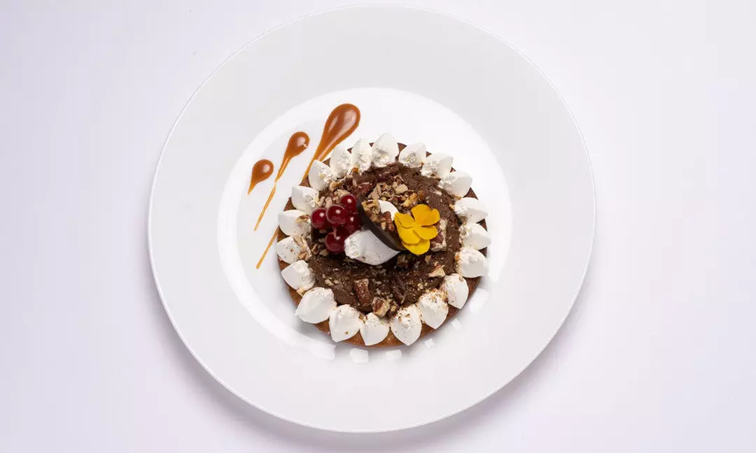 Menu authentique en 4 services au restaurant Le Moulin de la Sambuc