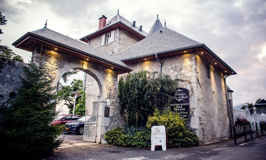 Image 12: Savoie : chambre charme ou suite avec petit-déjeuner, vin et champagne