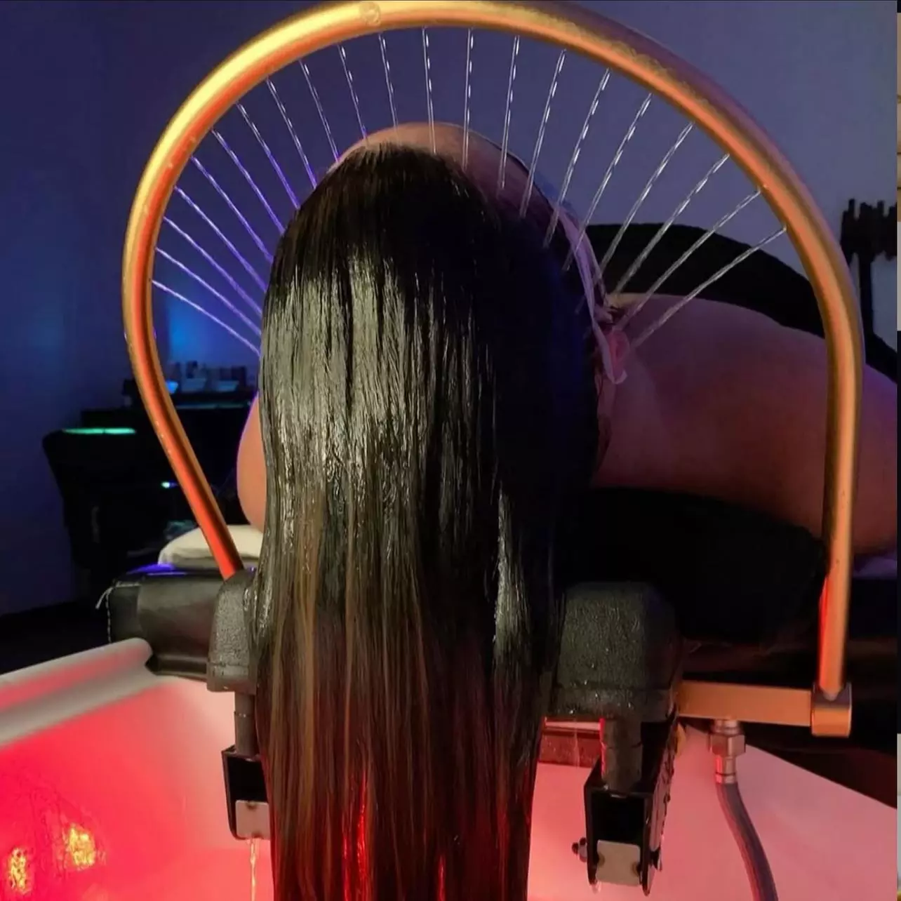 30 or 60-Min Head Spa (Mini Facial & Massage) or 90-Min VIP Head Spa