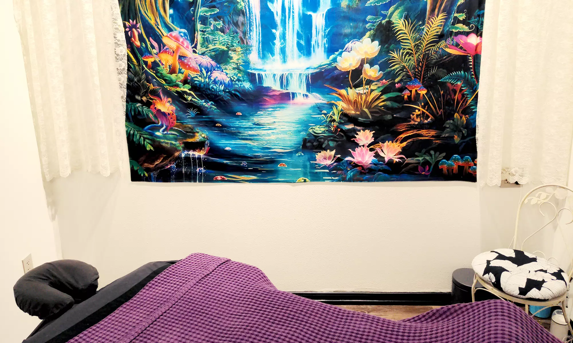 One 30, 60 or 90-Minute Choice of Massage (Swedish or Deep Tissue)