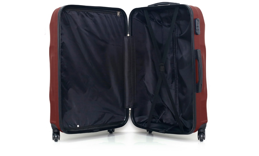 Image 7: Hero Set of Three Suitcases