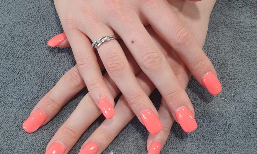 Image 6: Pamper Yourself with One Gel Manicure or/& Pedicure