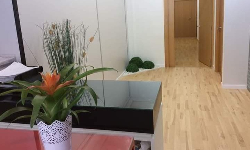 Image 8: 3, 6 o 9 sesiones de tratamiento con estimulación electromagnética