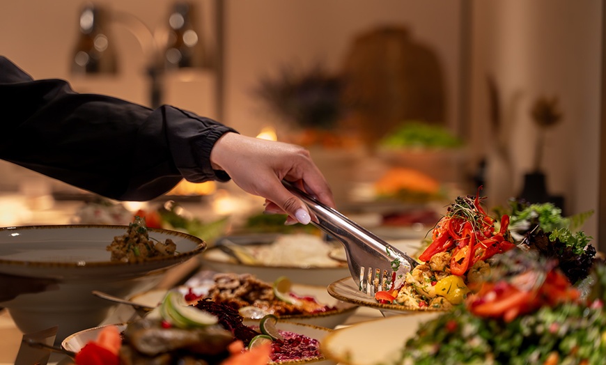 Image 4: Saturday Night Dinner Buffet with 2 Soft Drinks for 1 Child and More