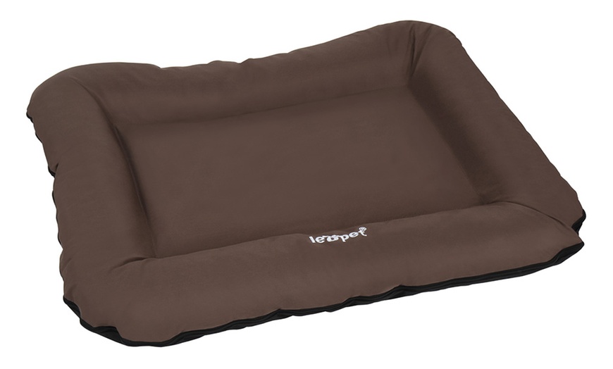 Image 27: Large Flat Dog Beds