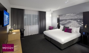 Newcastle: Airport Stay with Parking