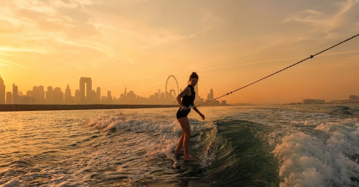 Dubai Wakesurf: Shared Or Private Boat Experience Dubai Wakesurf: Shared Or Private Boat Experience