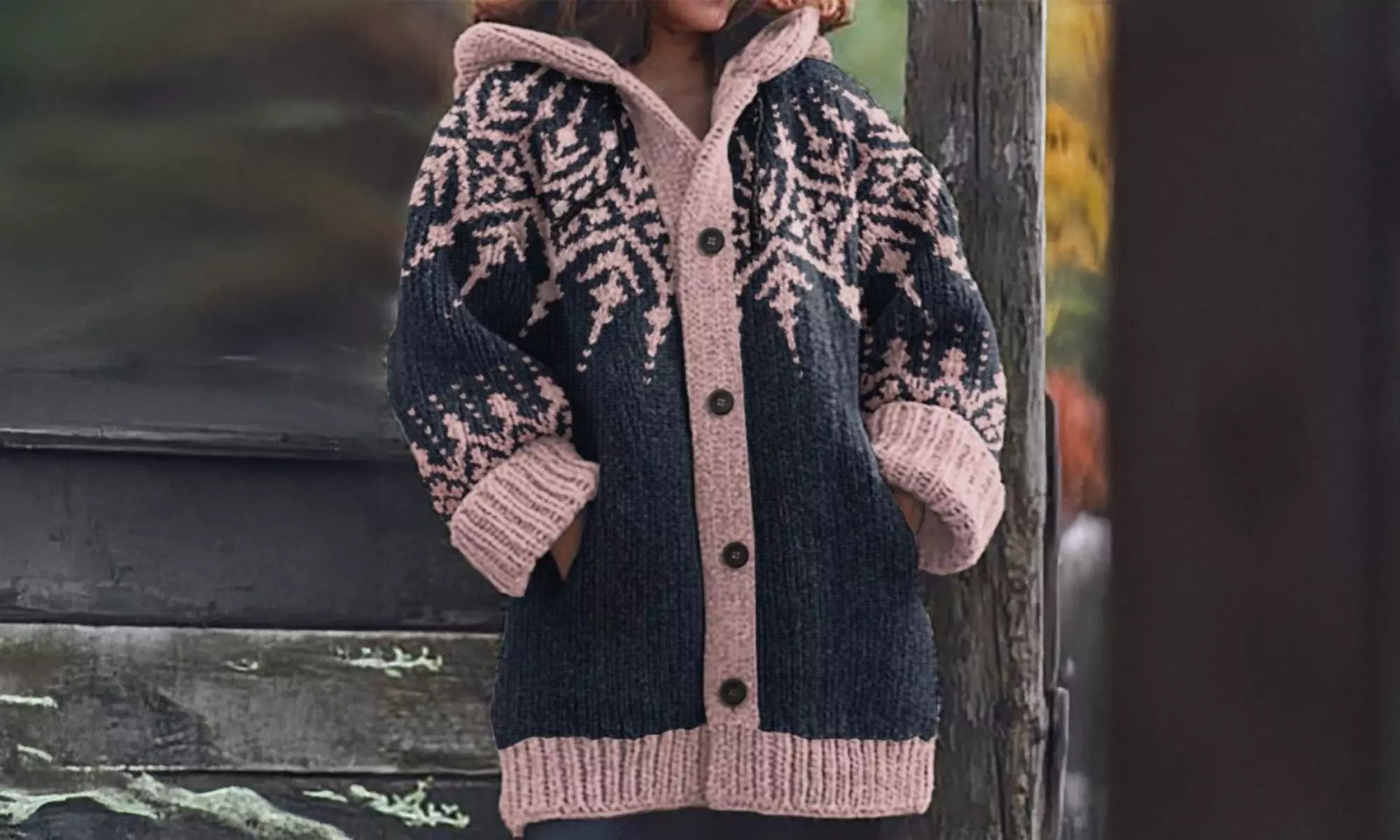 3D Jacquard Snowflake-Design Contrast Trim Hoodie