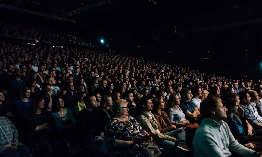 Image 3: Berhane Berhane’s „Deutscher als Du”  vom 30.8. - 21.1. in 6 Städten