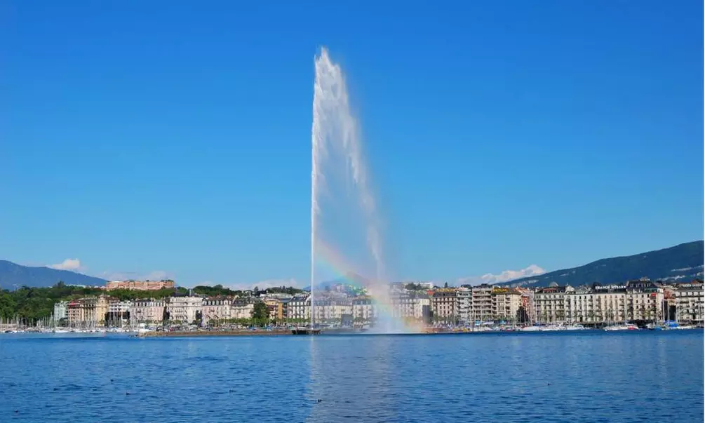 Thonon-les-Bains : chambre double avec petit-déjeuner en option