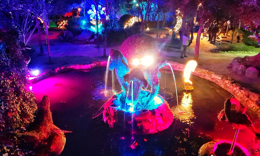 Image 8: Entrada para adulto, niño o packs familiares para El Bosque Encantado