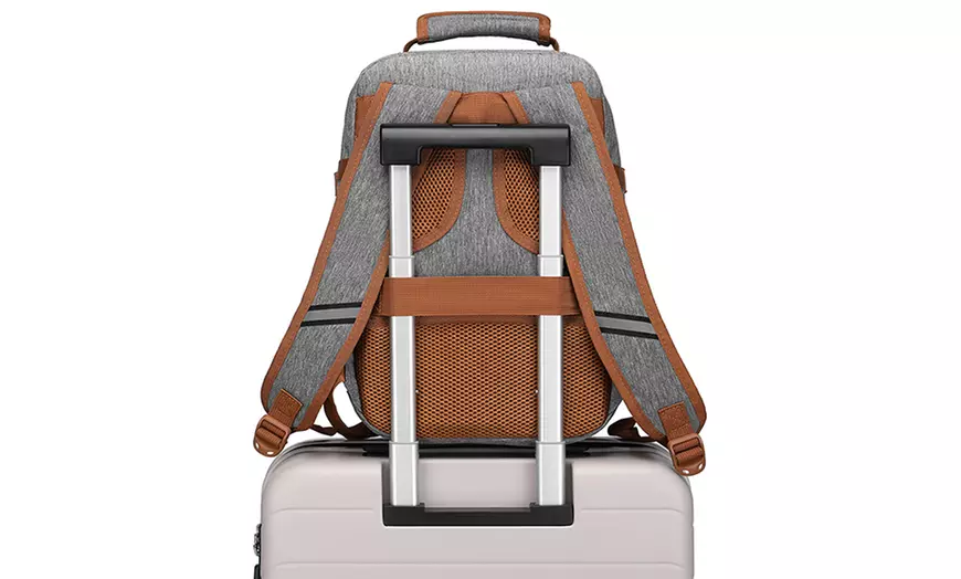 Image 21: Rugzak voor je handbagage tijdens het reizen