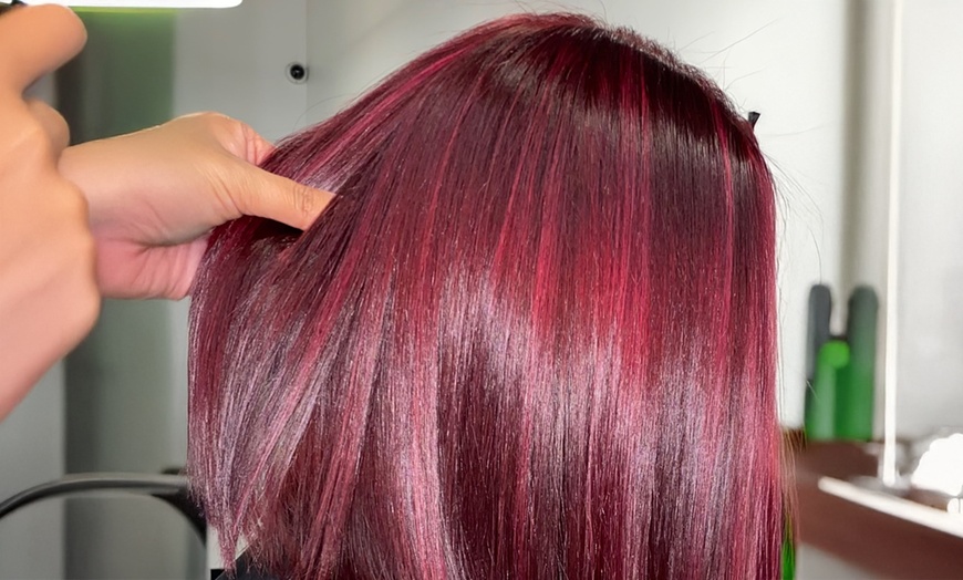 Image 4: Organic Brazilian Smoothing Treatment at Lilygloss Hair Studio