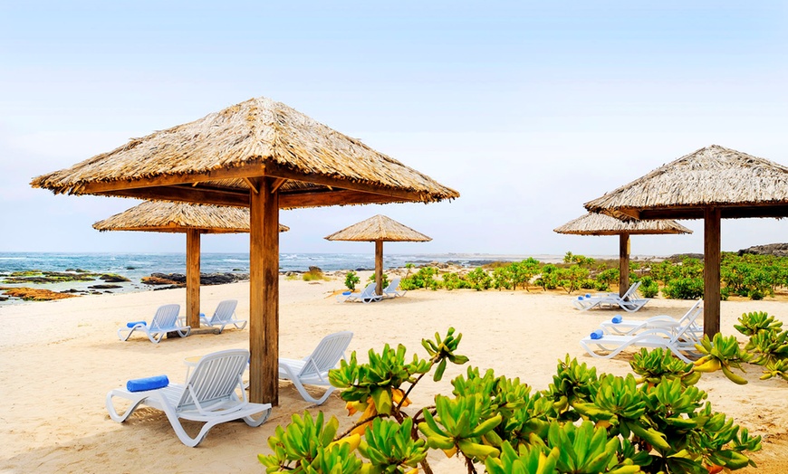 Image 1: 5* Salalah Marriott Resort on Full Board or All Inclusive