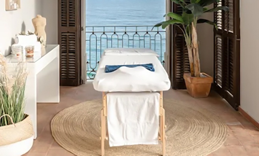 Image 13: Revitaliza tu rostro con una sesión de microneedling facial