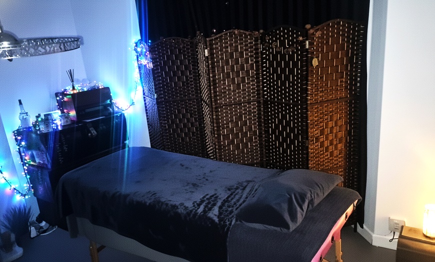 Image 3: Luxury ESPA Botanical Facials - 30 or 60-Minutes