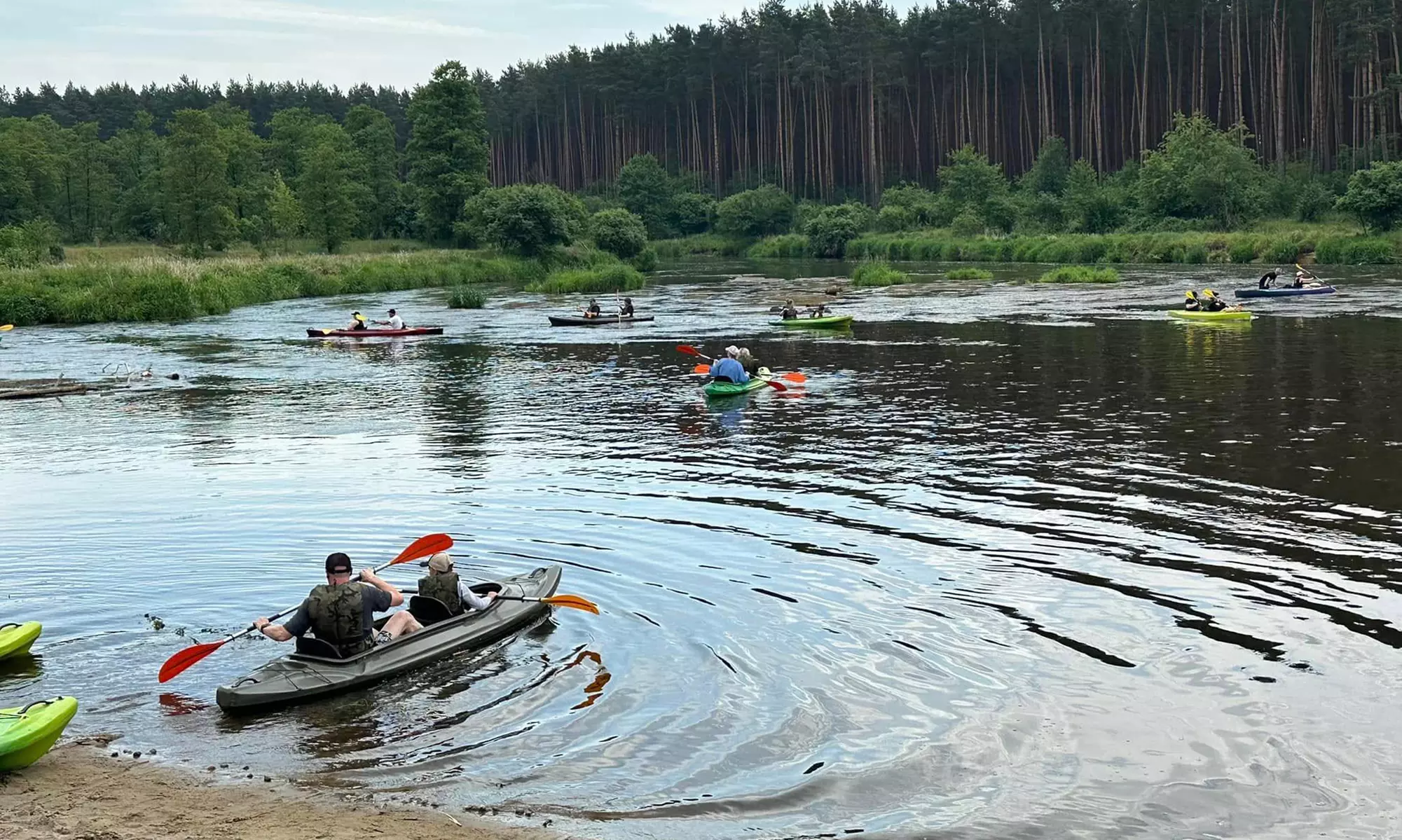 Spływ kajakowy po Pilicy dla 2 lub 4 osób z Tomczyc