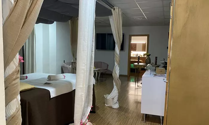 1 o 2 sesiones con radiofrecuencia Indiba y electroestimulación para 1