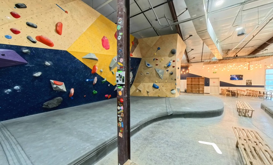 Image 10: Day Passes for All Ages – Climb, Play, and Conquer Indoors