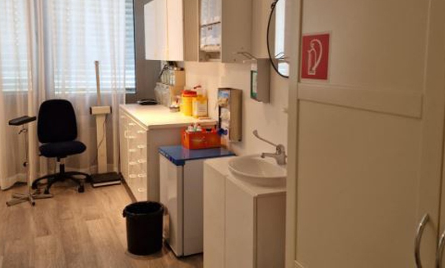 Image 3: Wertgutschein über 100 - 300 € für eine Botulinum-Faltenbehandlung