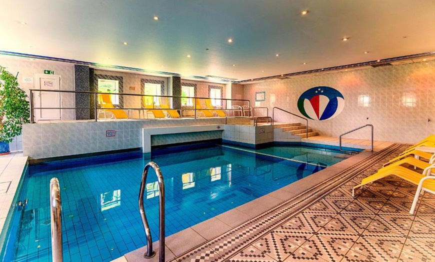 Image 2: Oberwiesenthal: 2 Nächte mit Frühstück und Wellness