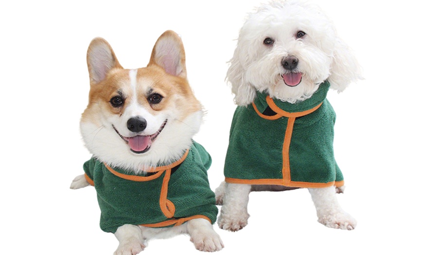 Image 5: Super Absorbent and Quick Dry Pet Bathrobe Towel