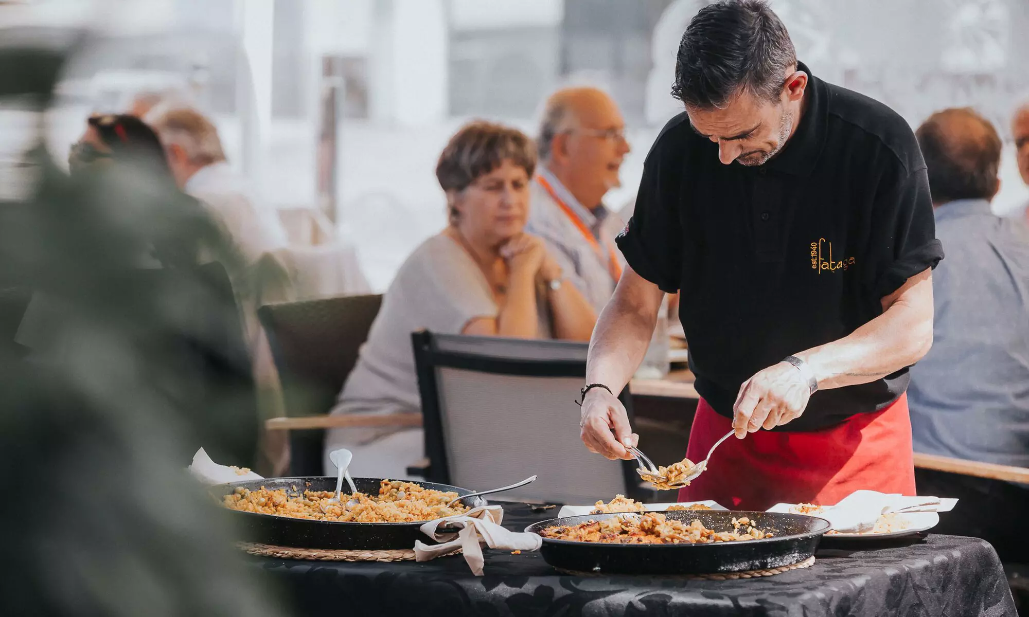 Menú para 2 clásico o prémium: entrantes, principal, postre y vino