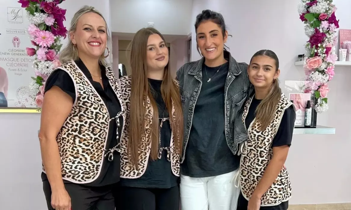 Accès spa privatif avec gommage et massage en option à Déclic Beauté