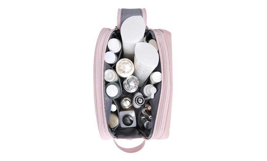 Image 16: Toiletry Organizer Bag