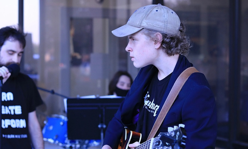 Image 5: Get a Gift Card to a Professional Music Studio