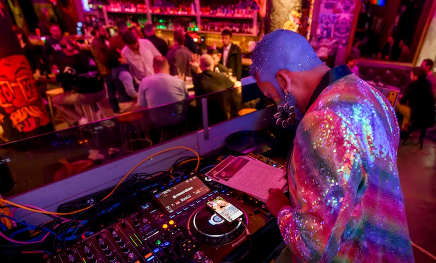 Image 7: Drag Trivia Thursday Feast - Pizza, Fries & Sparkling/ Beer