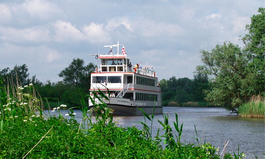 Image 7: Bij de Biesbosch