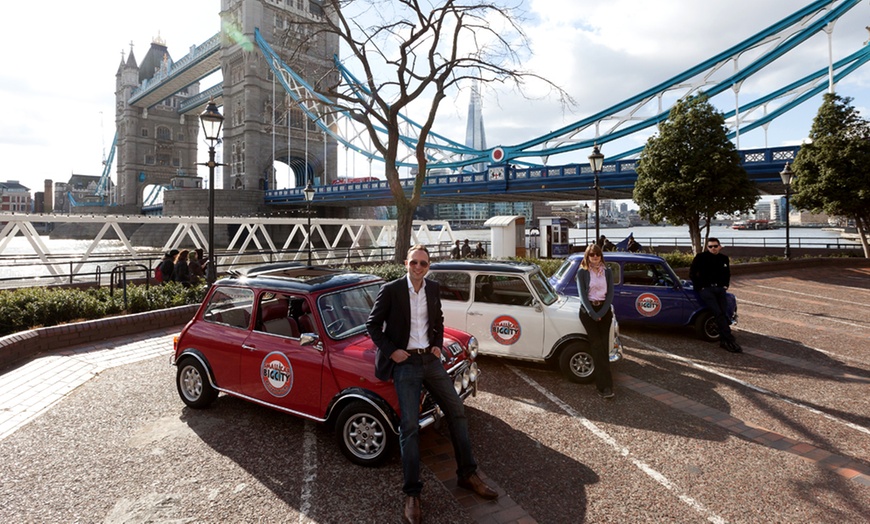 Image 2: Private Tour of London in a British Classic Car