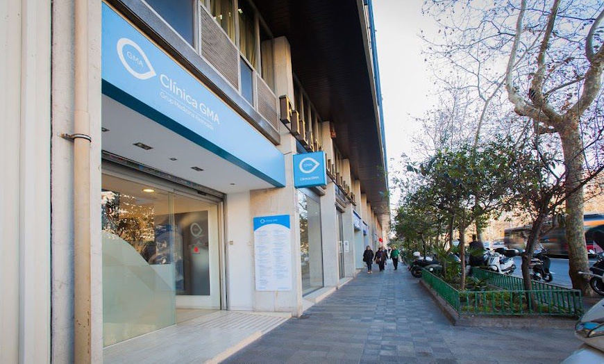 Image 4: Inyección efecto lifting facial con mesoterapia o ADN regenerativo