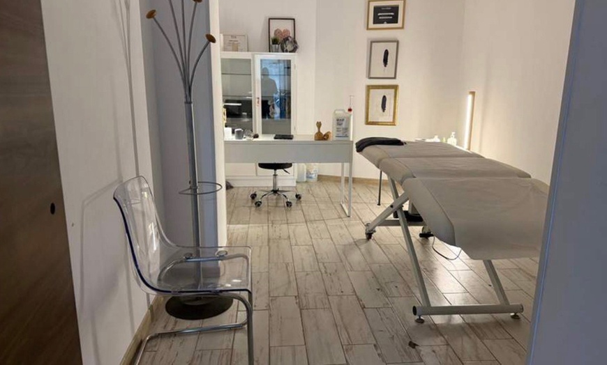 Image 2: ¡Bye bye, vello indeseado! Hasta 7 sesiones de láser Soprano A