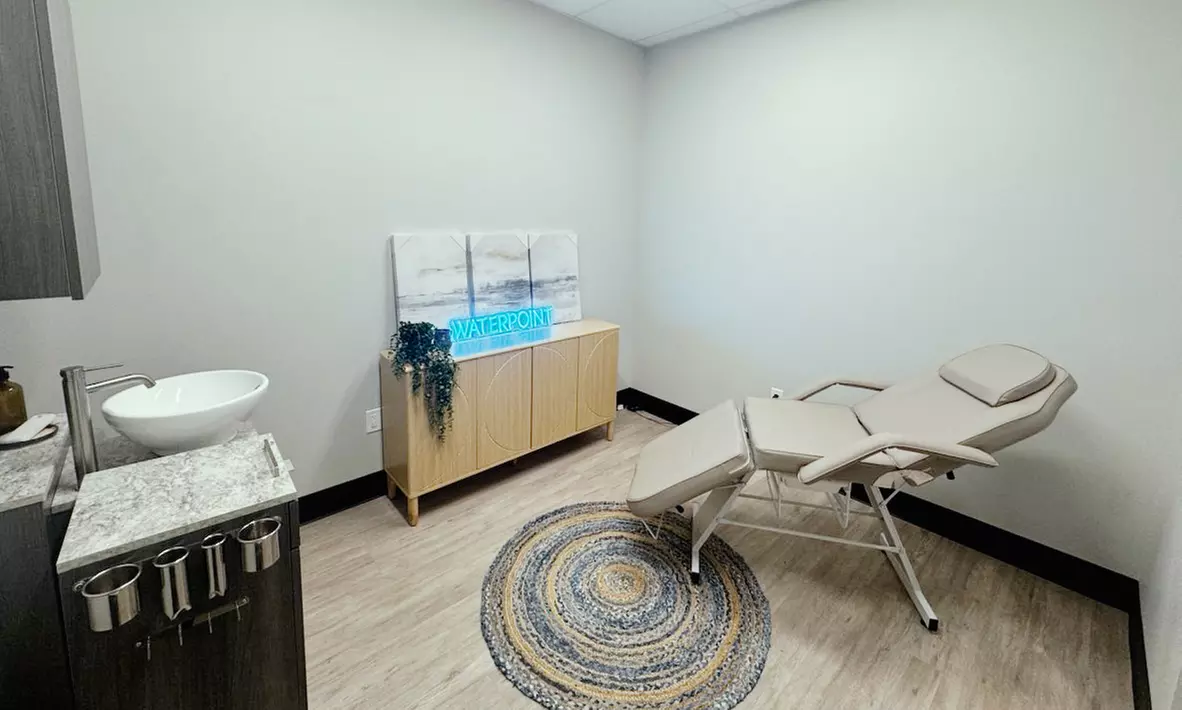 Enhance Your Look with One, Two or Three Eyebrow Tint Sessions at MMT