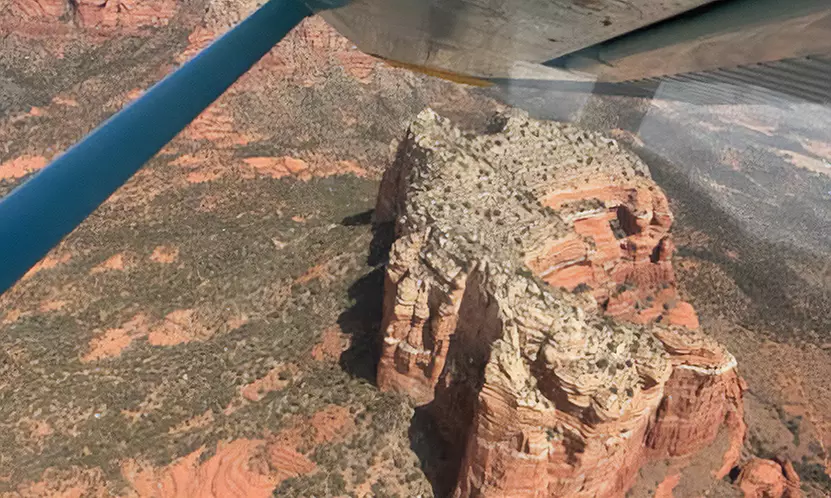Enjoy 30, 40-Min Scenic Flight, or 40-Min Sunset Flight