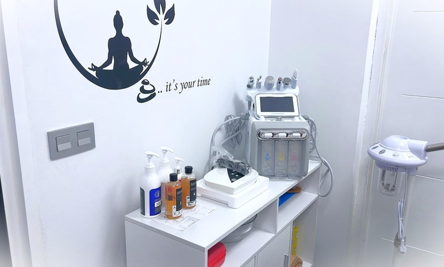 Image 7: 1 o 2 masajes a elegir de 45 o 60 minutos para 1 persona