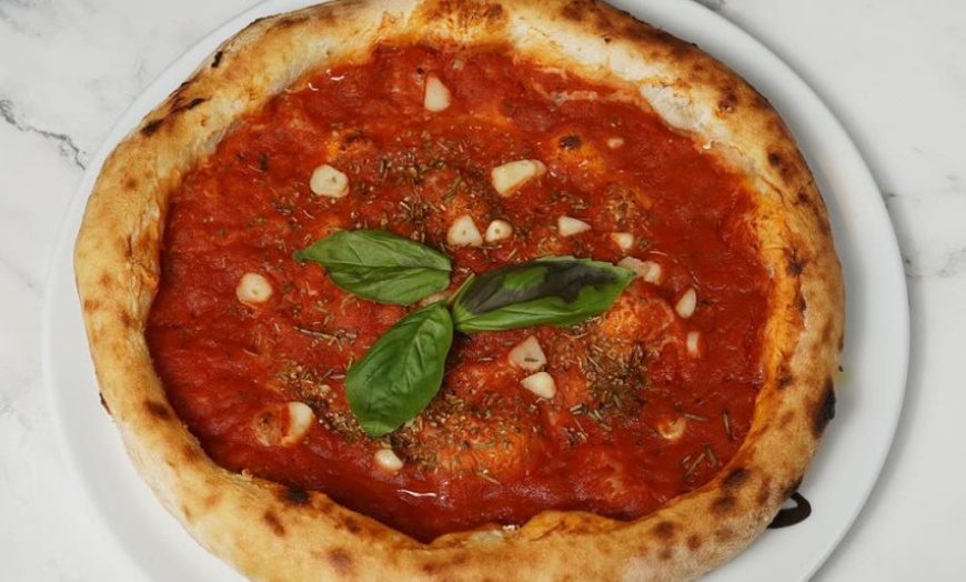 Image 3: Neapolitanische Pizza nach Wahl für 1 - 4 Personen