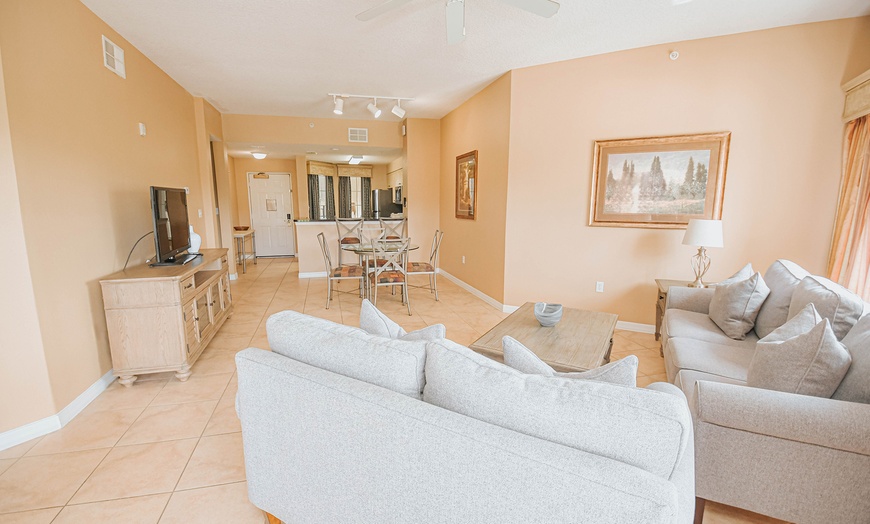 Image 9: Condo Resort With Mediterranean-Style Suites & Pool