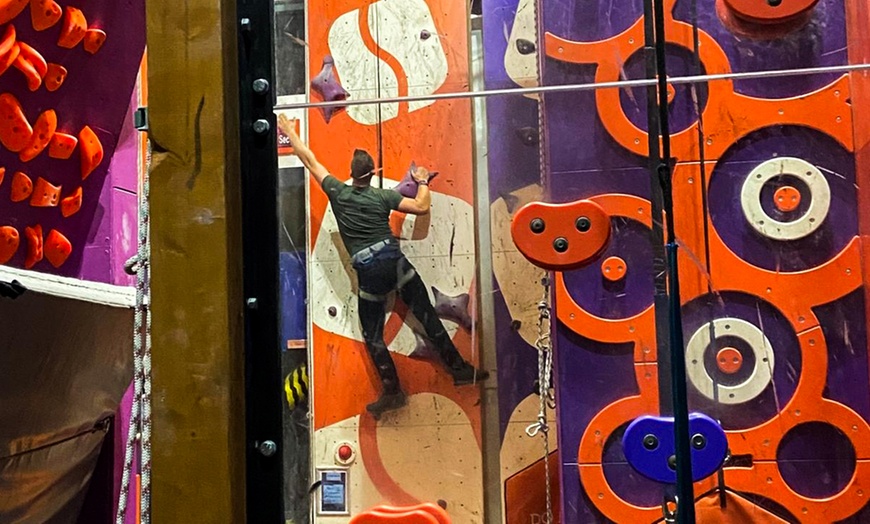 Image 10: Top Rock Indoor Climbing Session at K2 Crawley 