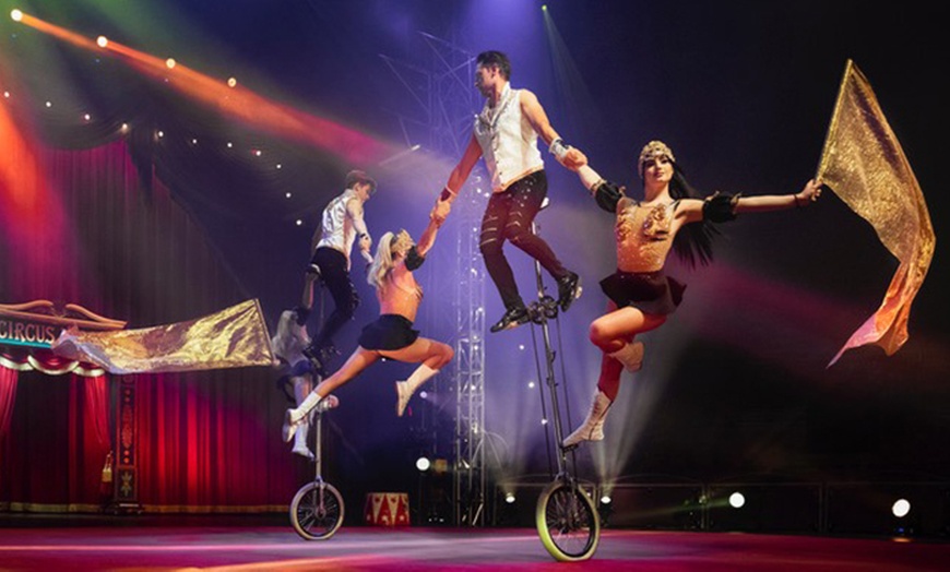 Image 6: Circus Vargas at Madonna Inn, San Luis Obispo