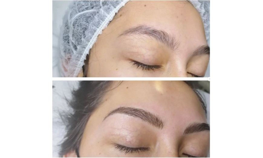 Image 4: Microblading de cejas o micropigmentación de labios a elegir para 1