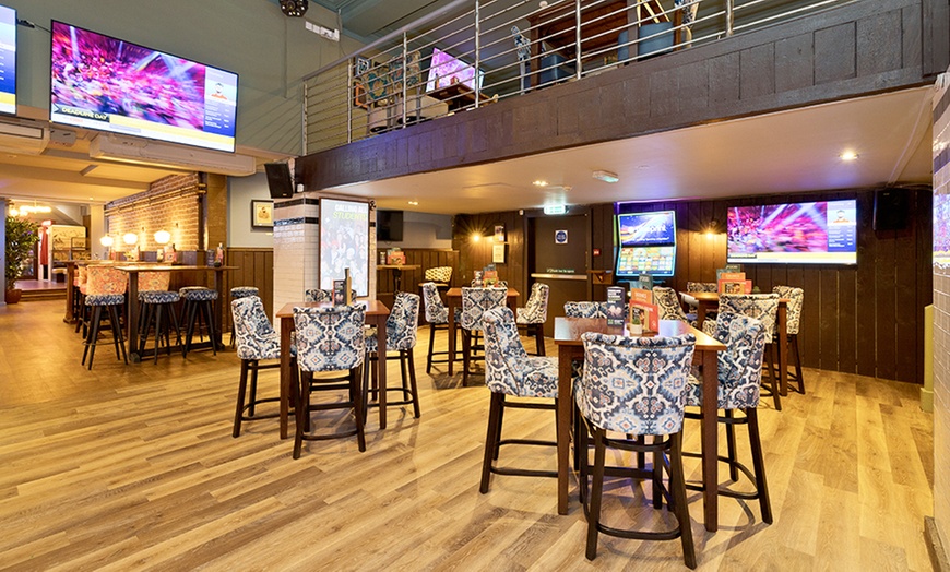 Image 4: Burgers, Pizzas, Wings, Mains and Sharers at Social Pub & Kitchen