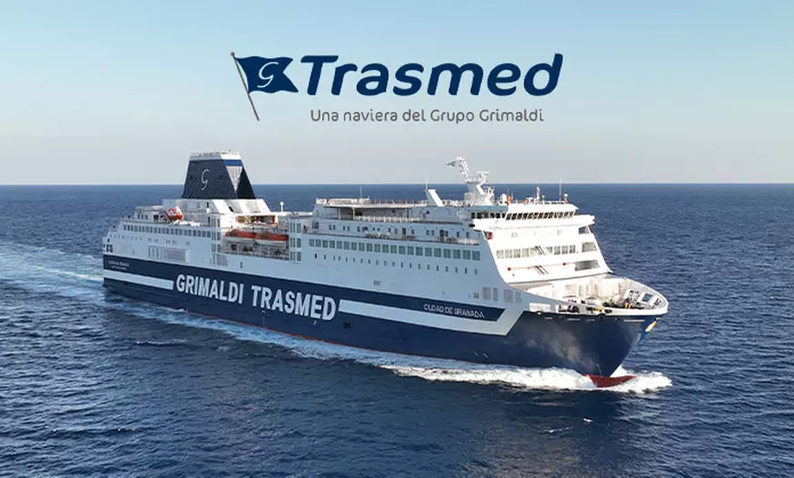 Image 1: 60 % de descuento en viaje de ida y vuelta en barco con Trasmed