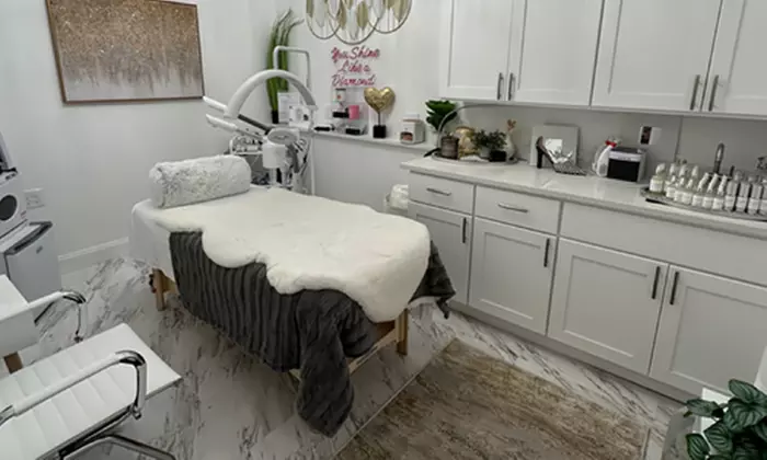 20 Full body Wax, 1 or 3 Brazilian or Bikini Sugaring Session and More