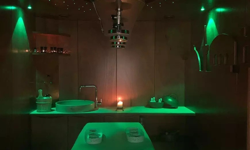 Image 4: Spa privado de 30 minutos para 2 con facial Flax o masaje y copa 