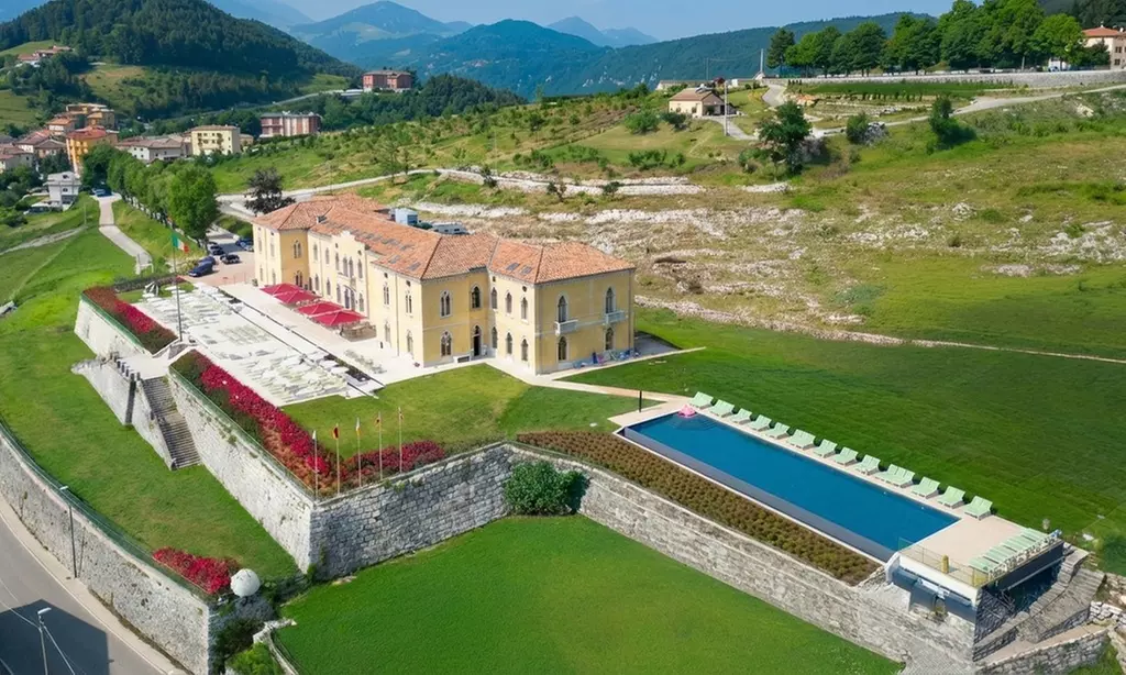 Italie, Lac de Garde : chambre double avec pdj ou ½ pension et boisson