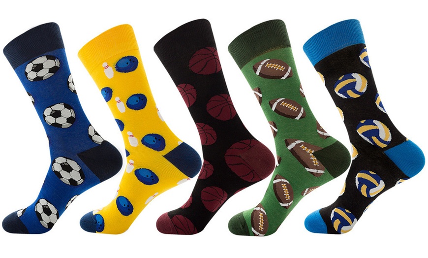 Image 2: 1, 5 oder 10 Paare lustige Herren-Socken mit Ball-Motiv
