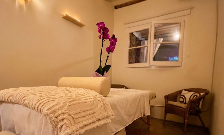 Image 5: Ritual de masaje relajante en pareja Noor de 30, 60 o 90 minutos